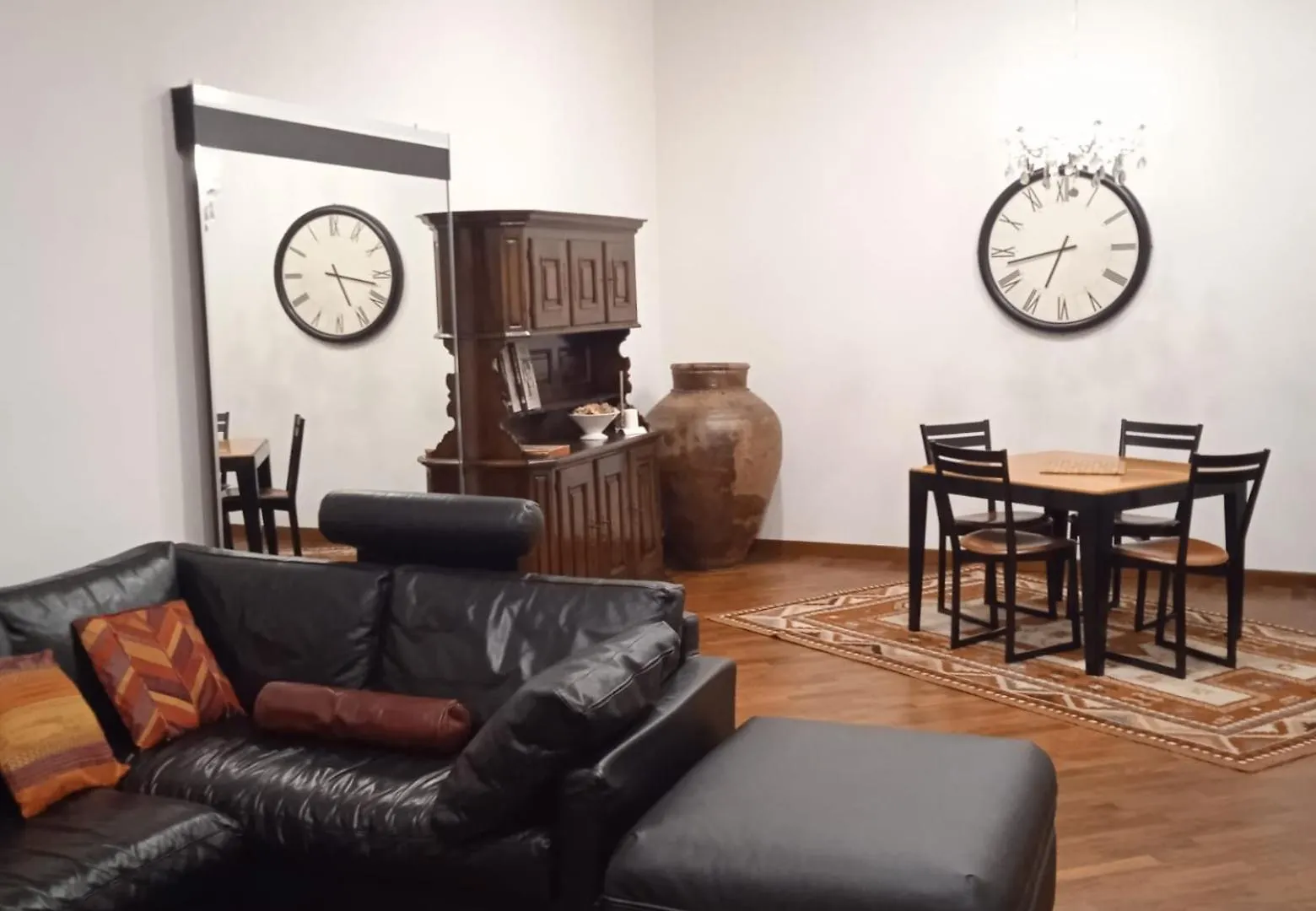 Apartment Appartamento Crisopoli In Pieno Centro A Parma