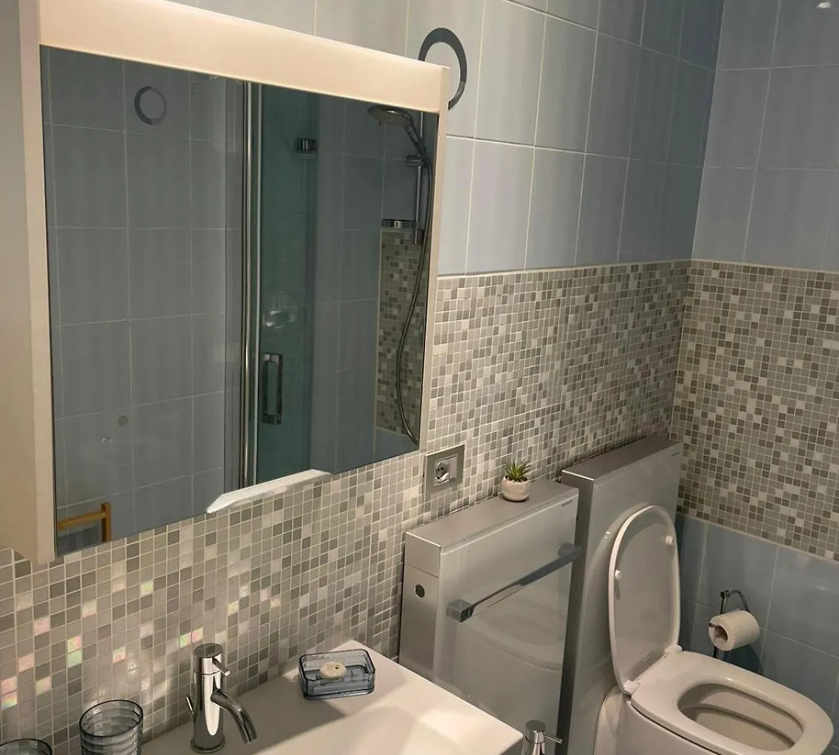 Apartment Appartamento Crisopoli In Pieno Centro A Parma