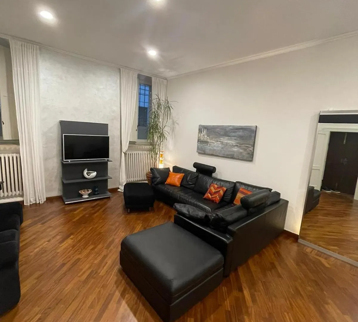 Appartamento Crisopoli In Pieno Centro A Parma Apartment
